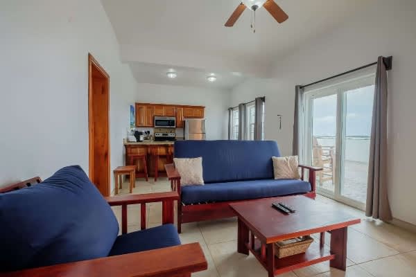 Sunset Bliss – a 1 bed 1 bath Condo with Unparalleled Amenities and amazing bay views just a short walk to the beach