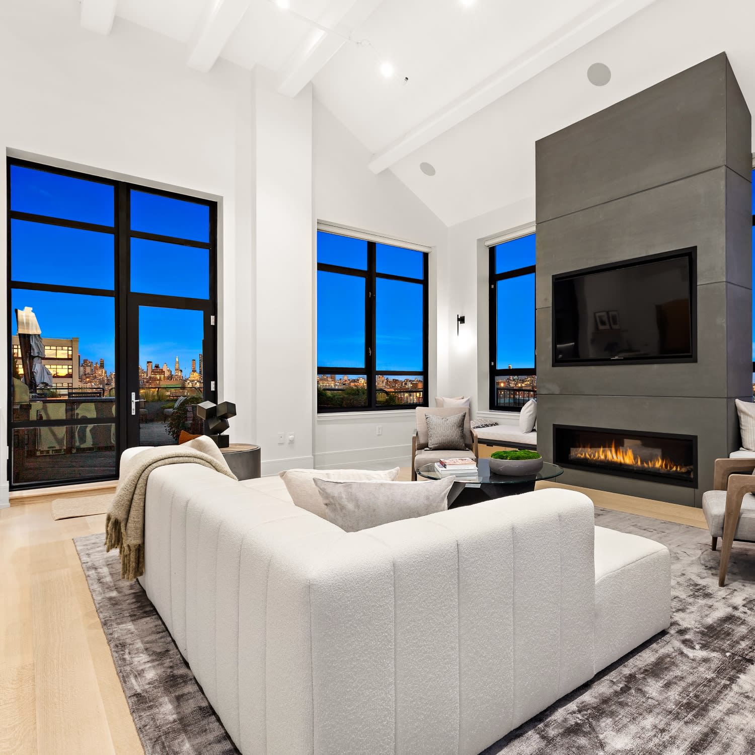 Hudson Realty Group Specializing in Luxury Residential Sales