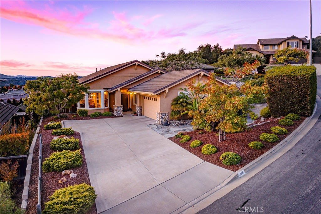 The Christa Lowry Real Estate Team California Real Estate