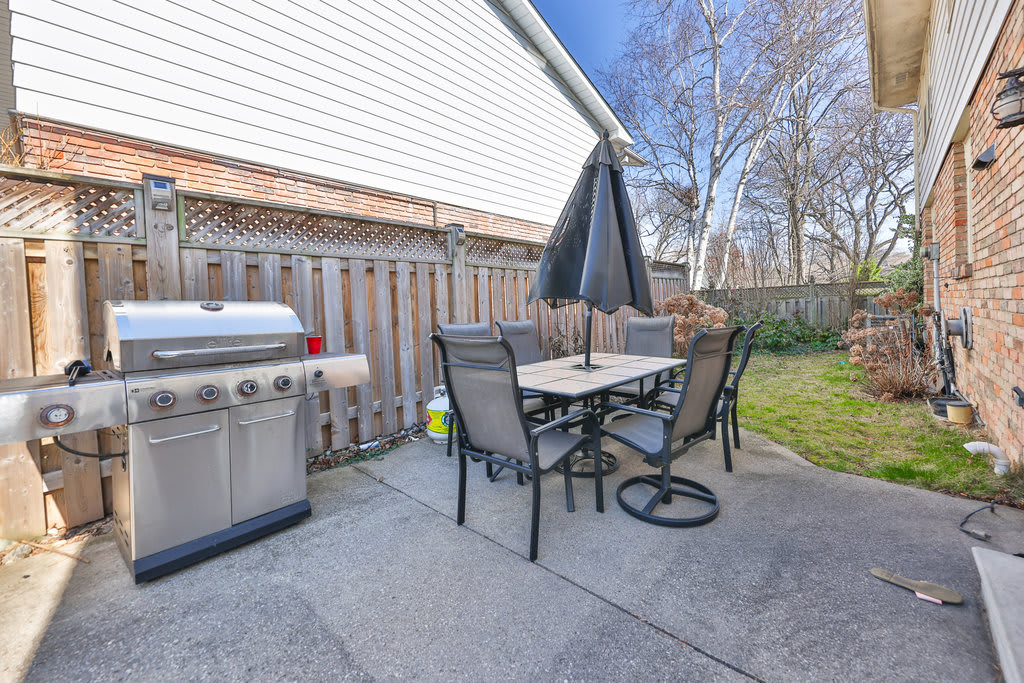 4511 Tremineer Avenue, Burlington