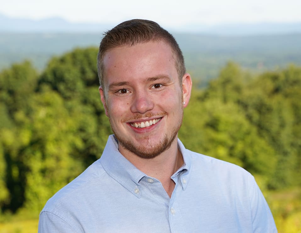 about-zachary-jarvis