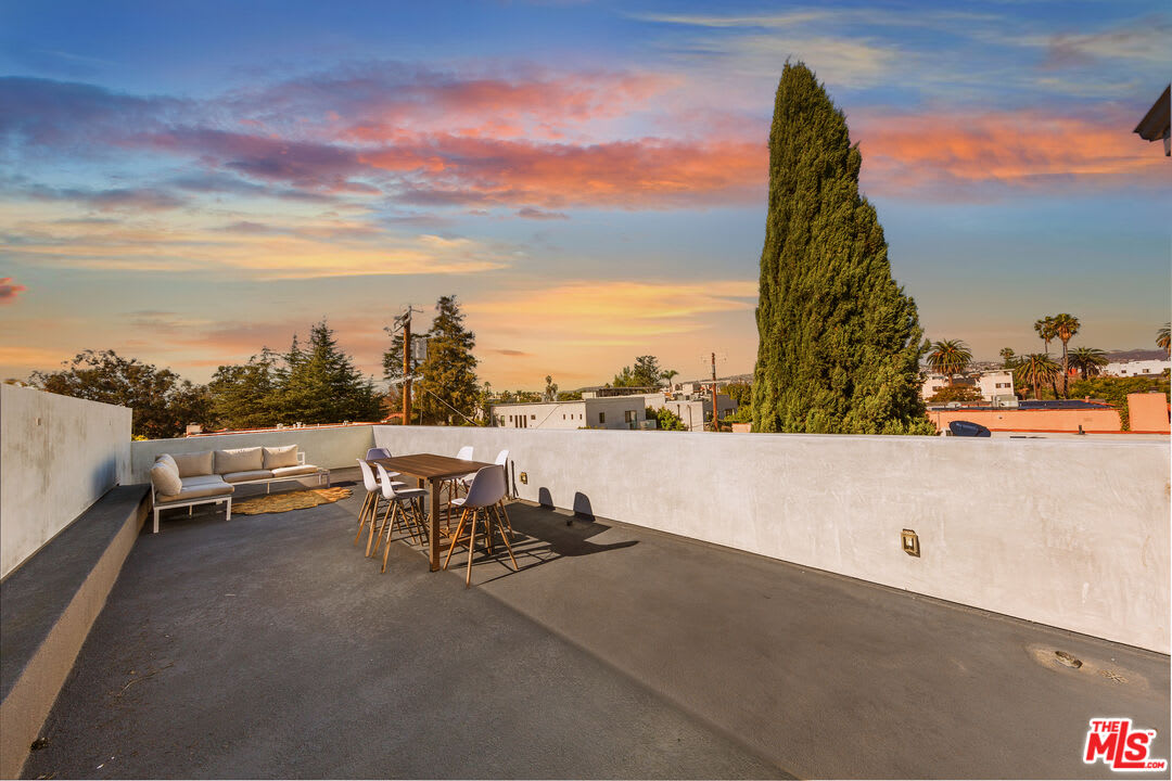 Bev Hills Townhomes