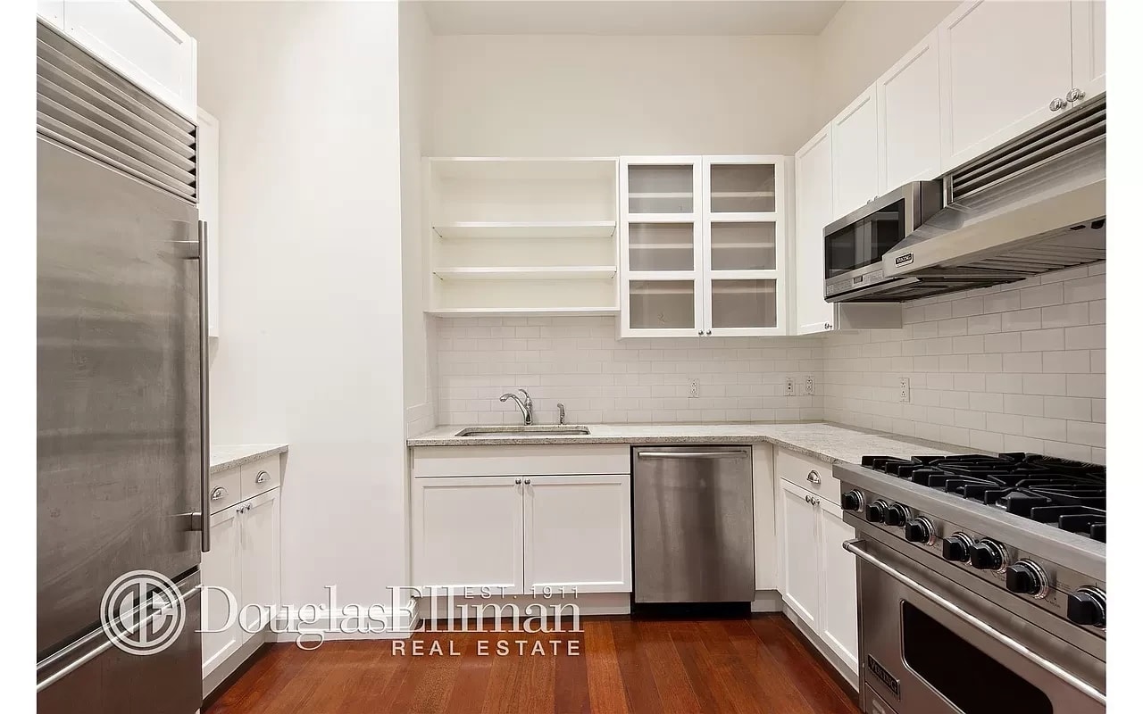 2112 Broadway, #6F