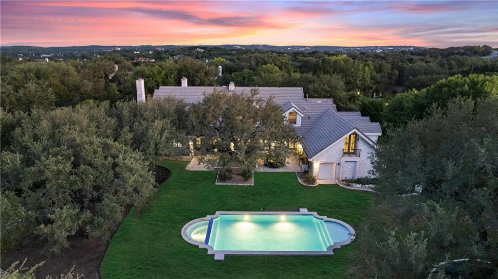 3008 Maravillas Loop