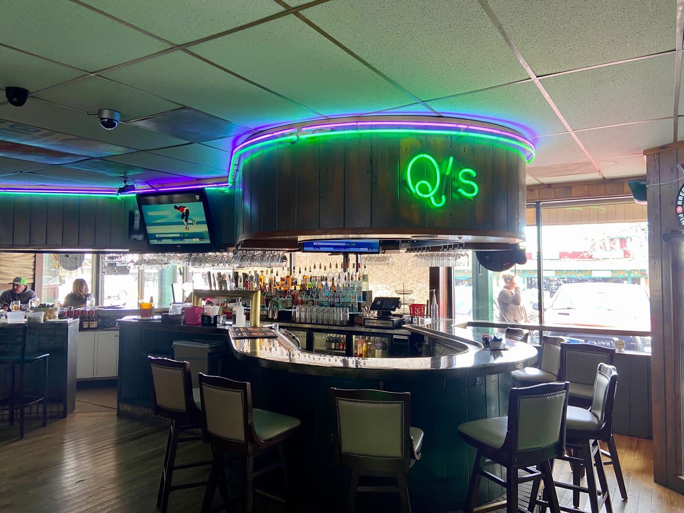 Q's Irish Pub and Grille Colorado