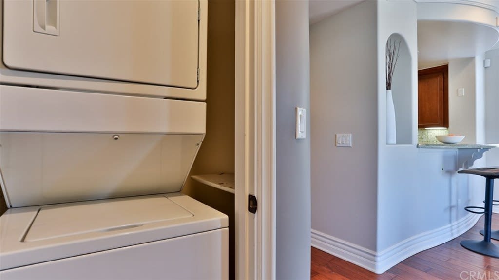 12026 Hoffman St #401