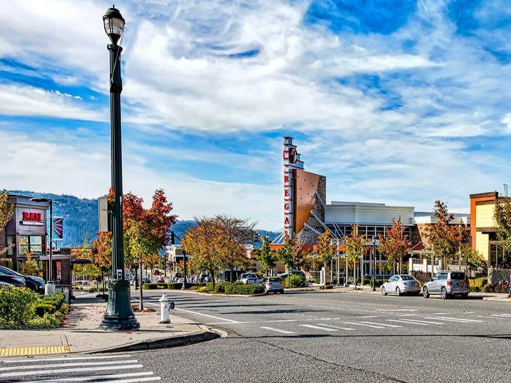 Explore Issaquah  Community Guide  Cindy Kelly and Associates
