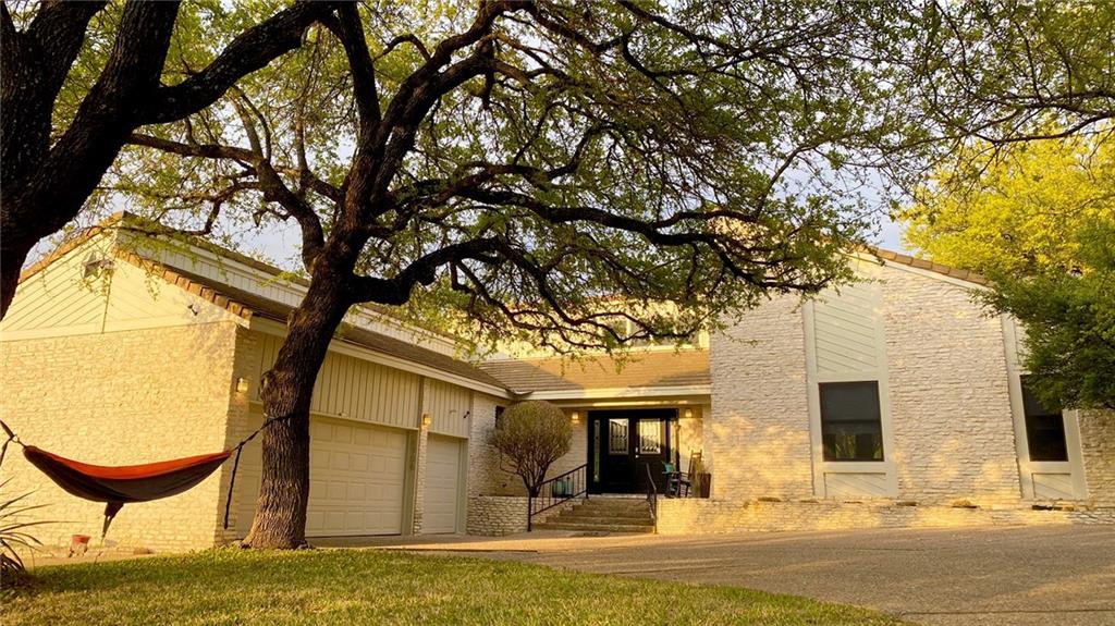 1706 Lakeway Blvd