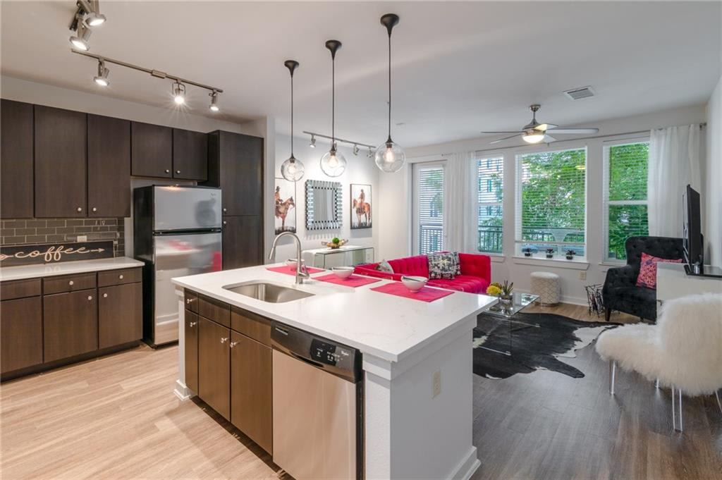 1900 Barton Springs Rd, #4009