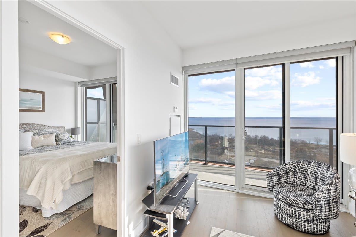 20 Shore Breeze Dr Unit: 1610