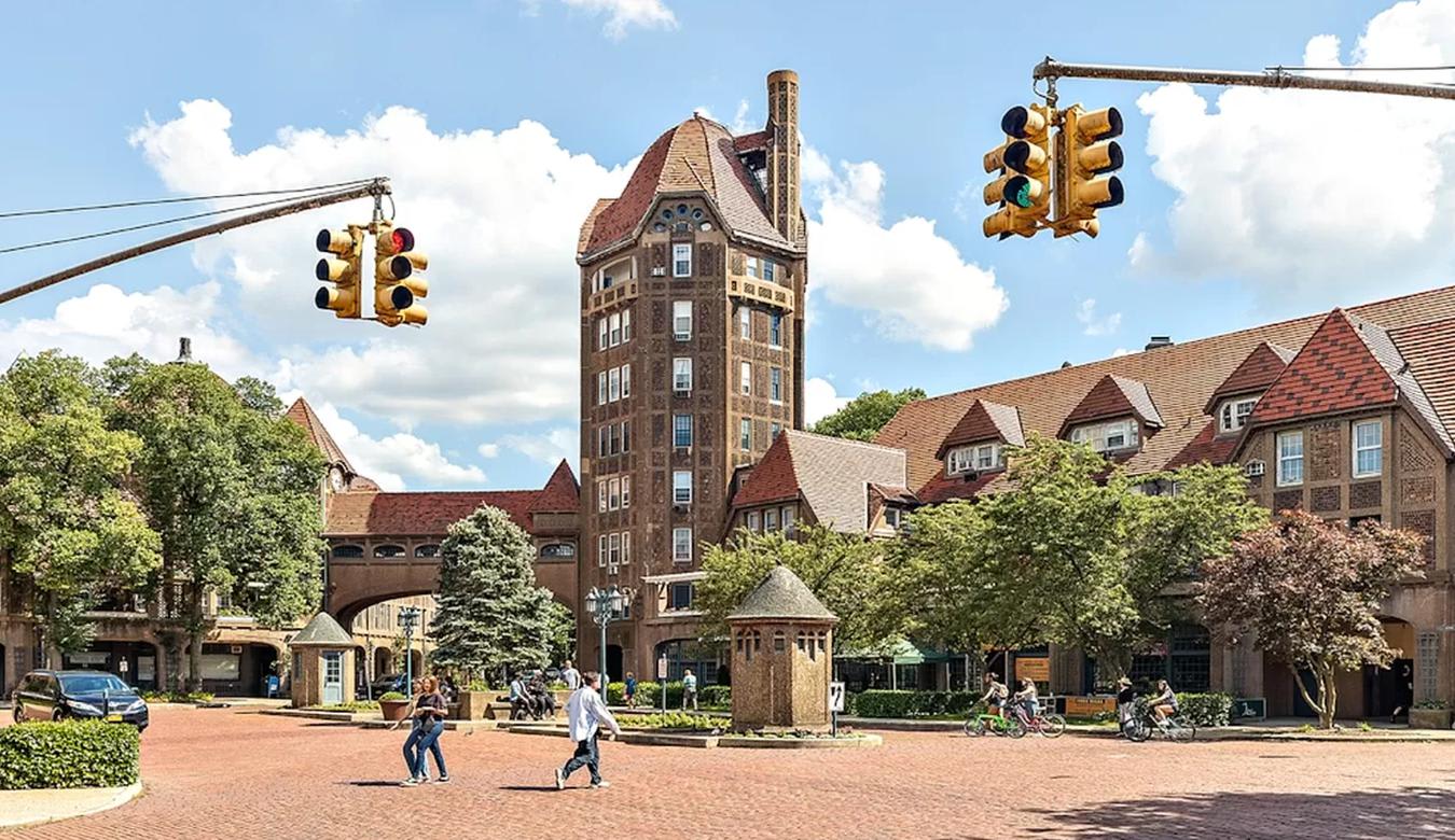 Queens Boulevard