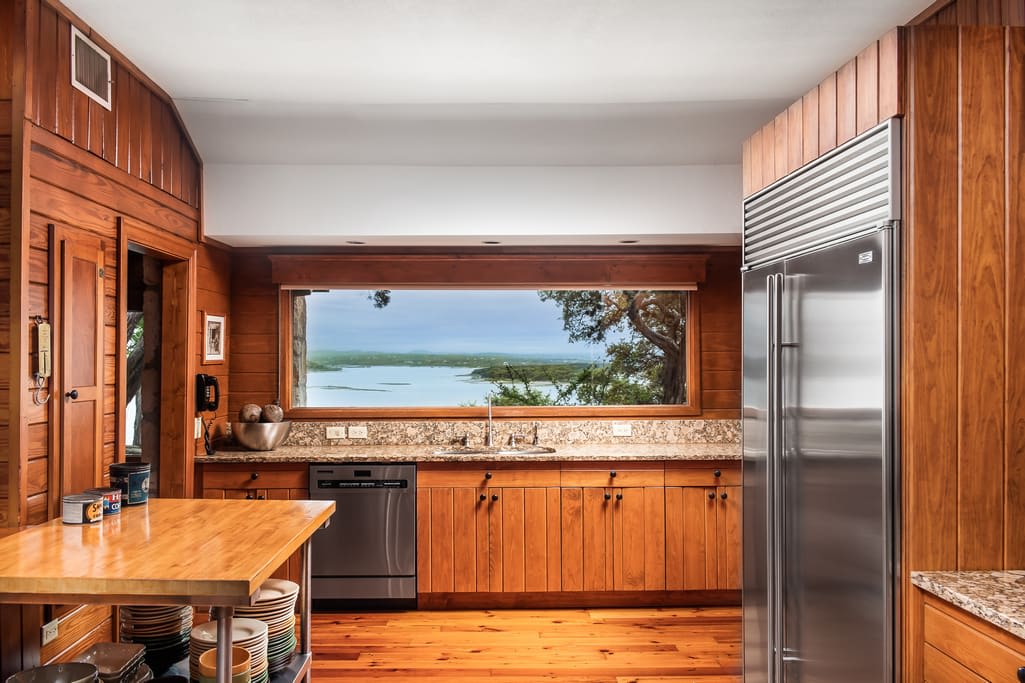 Lake Travis Waterfront Estate Eric Copper