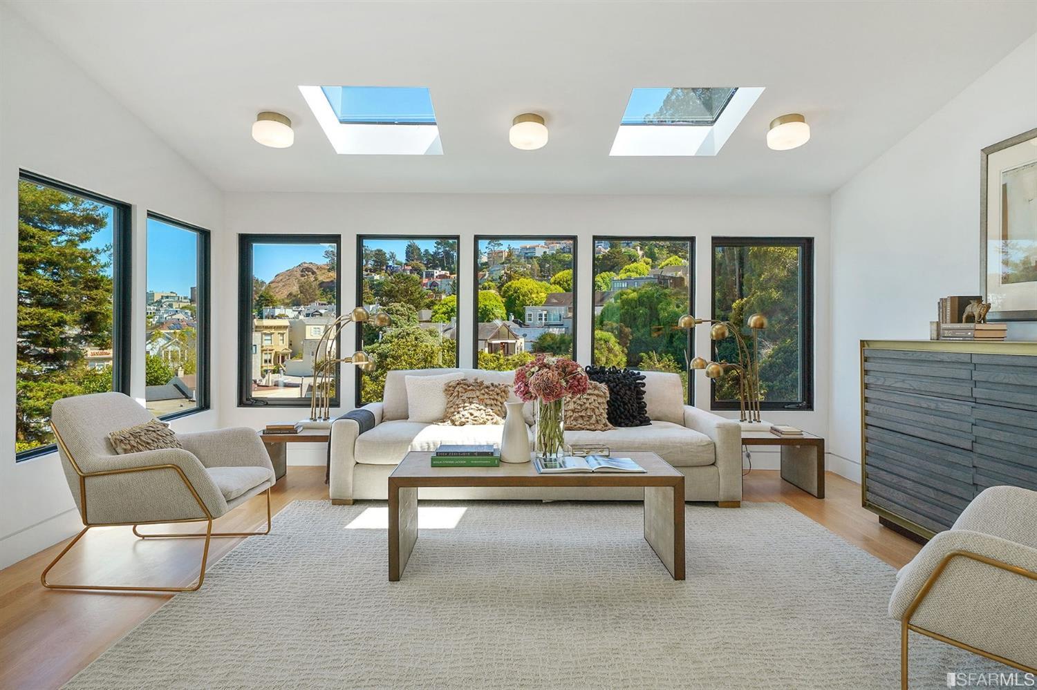 Geary Do Realtor at Mosaik Real Estate