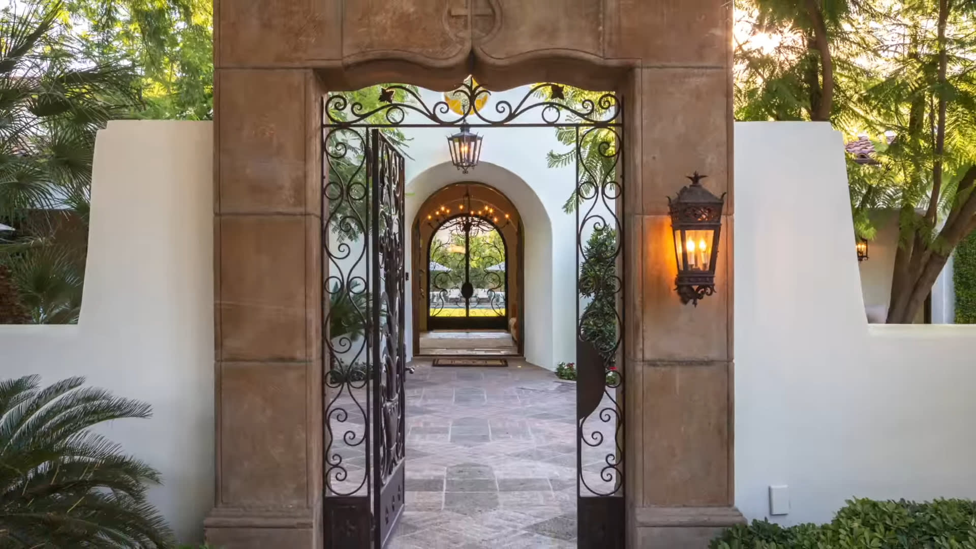 Arizona Luxury Real Estate Agents ROCO Luxury Homes