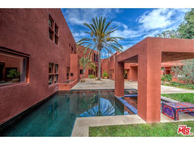 153 S Burlingame Ave