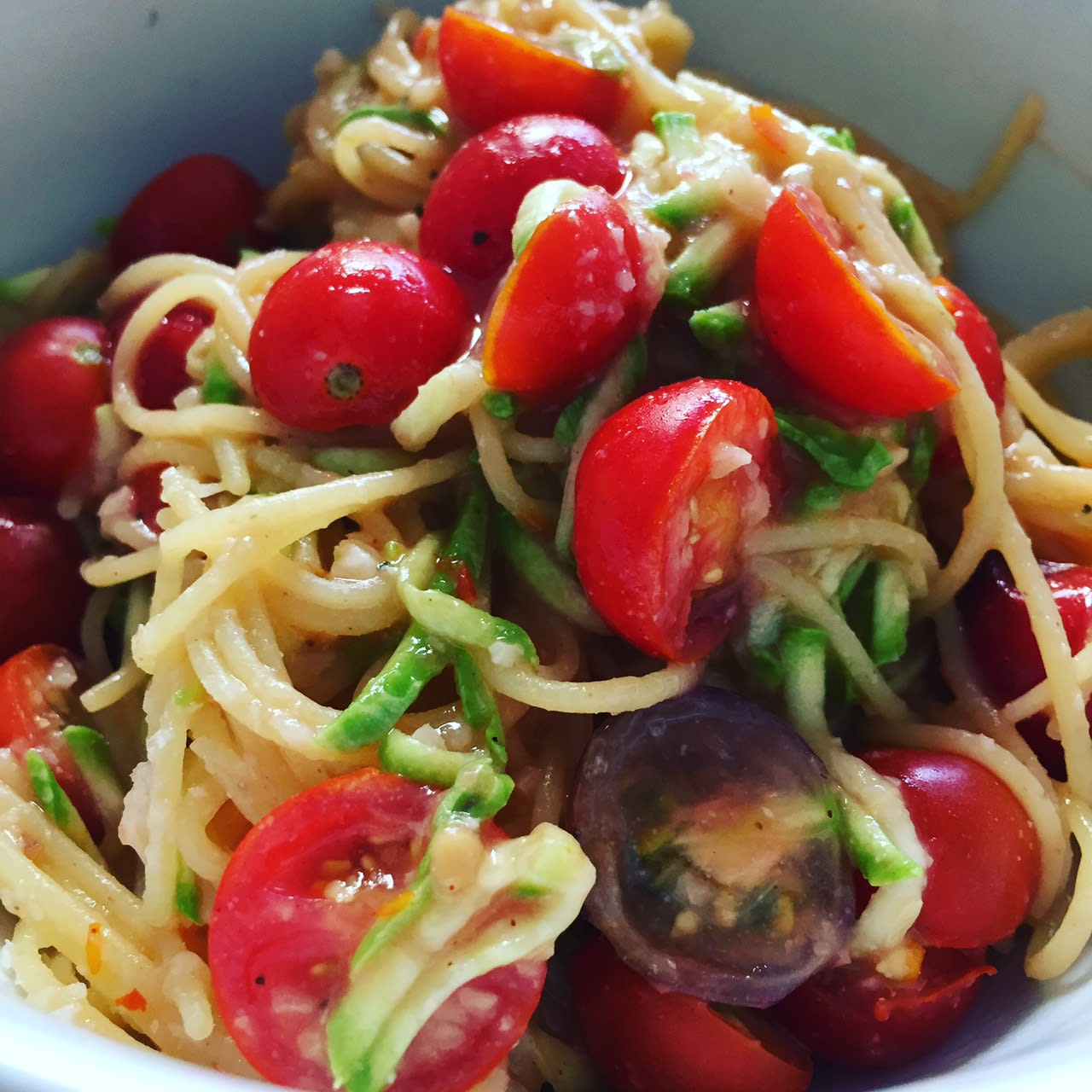 Good Eats | Spaghetti With No Cook Tomato Sauce and Pine Nuts