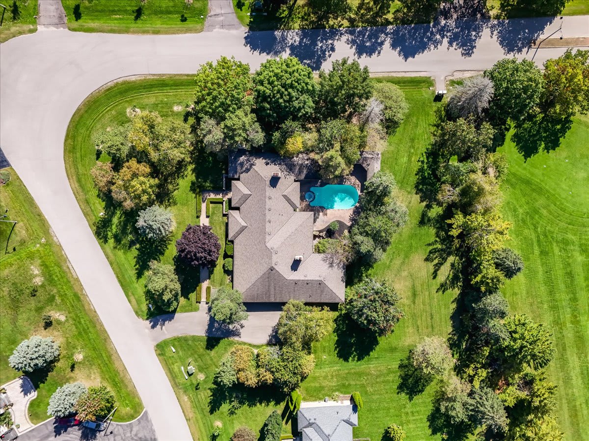 35 Logan Crt Stouffville