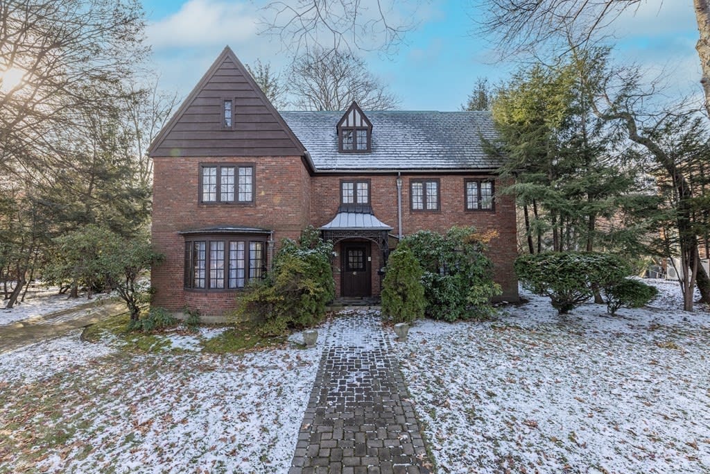 The Whitney Group Chestnut Hill Real Estate Agents