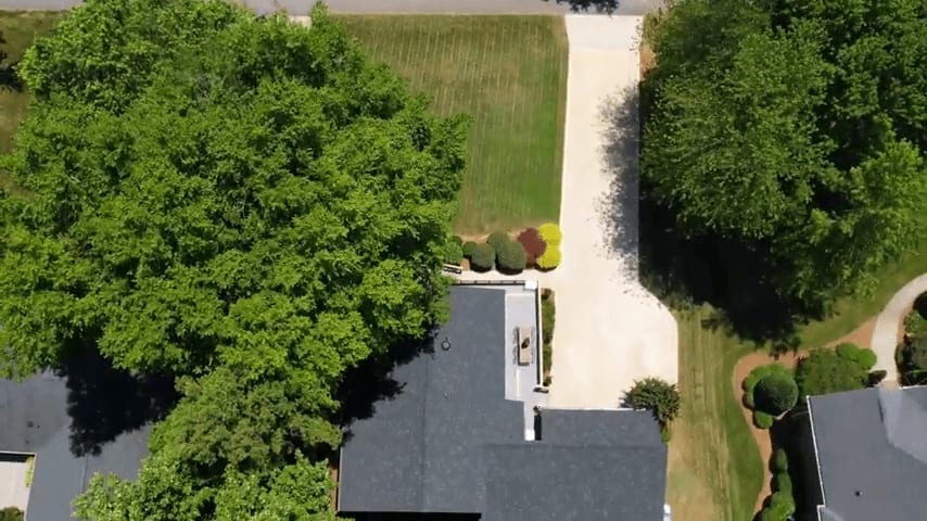Renovated Contemporary Home off Langtree