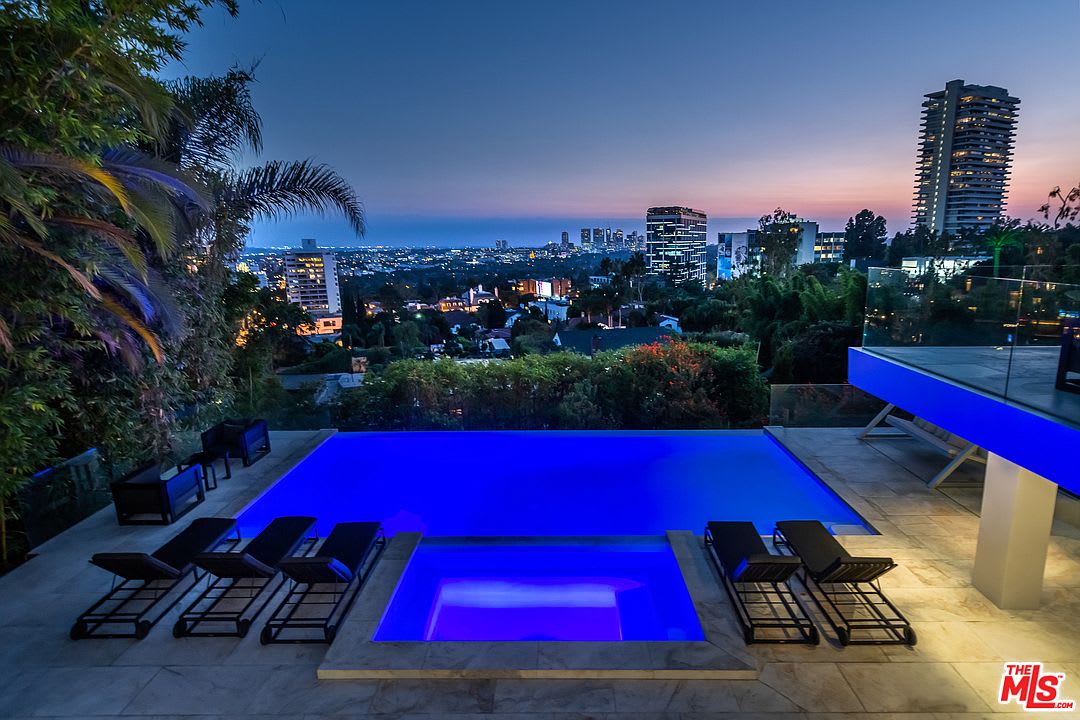 St Ives Modern - Hollywood Hills