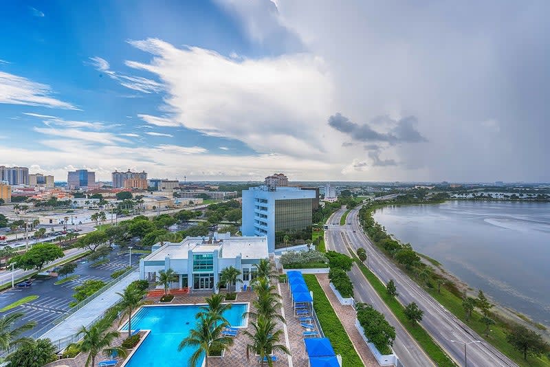 Inspiring The Edge West Palm Beach Photos