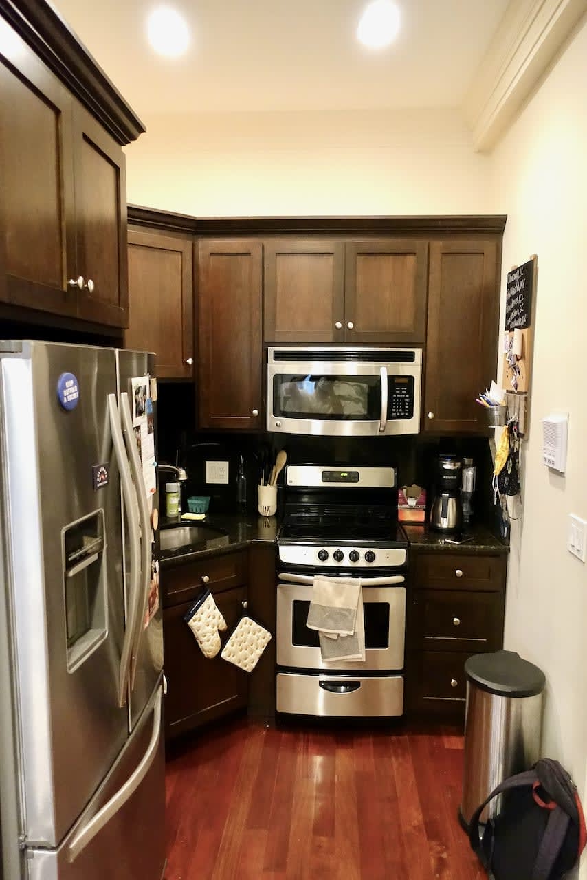 Back Bay / South End Border - Renovated 1 bed 1 bath - Common Laundry - JUNE 1