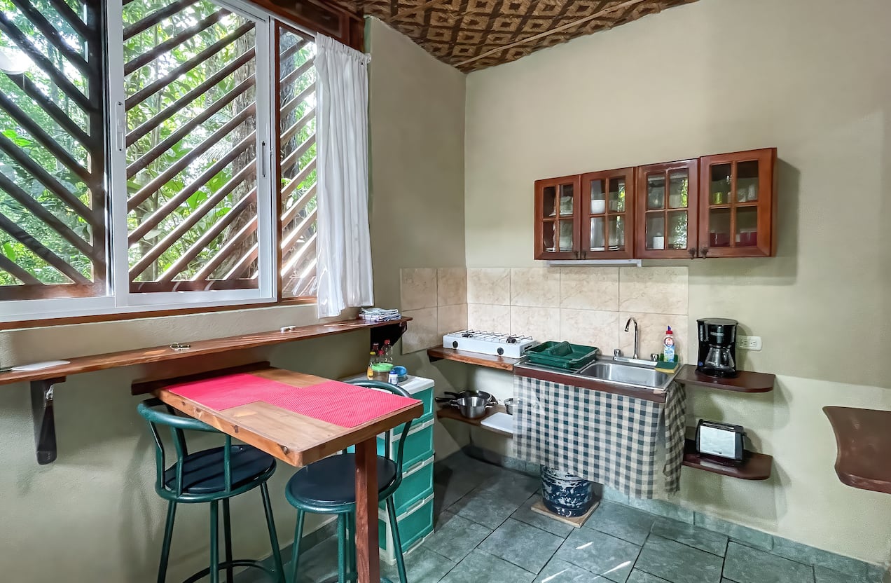 Jungle Retreat with 4 Turn-Key Vacation Rentals for Sale in Quepos