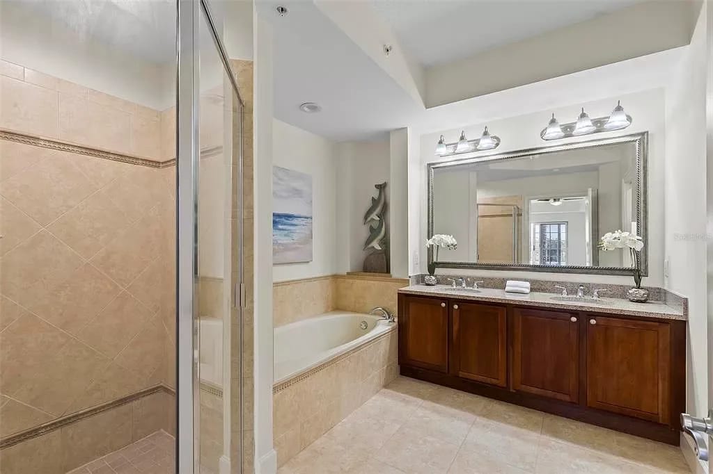 102 YACHT HARBOR DRIVE Unit: 369