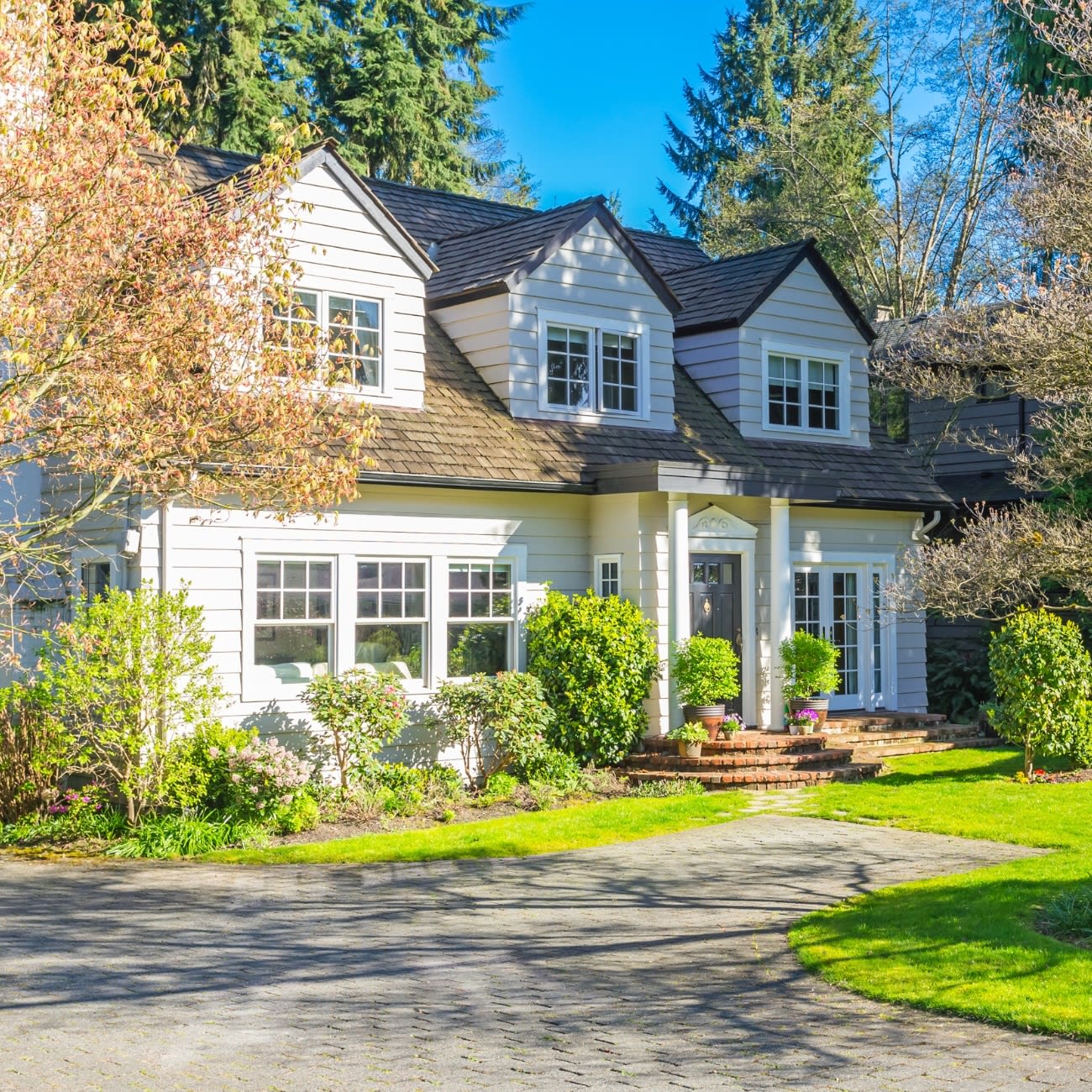 Luxury Realtors West Des Moines, IA