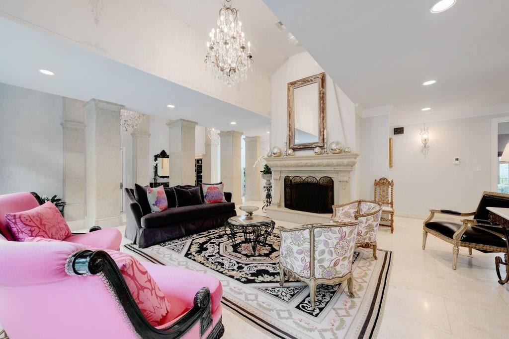 1421 Circle Ridge Dr