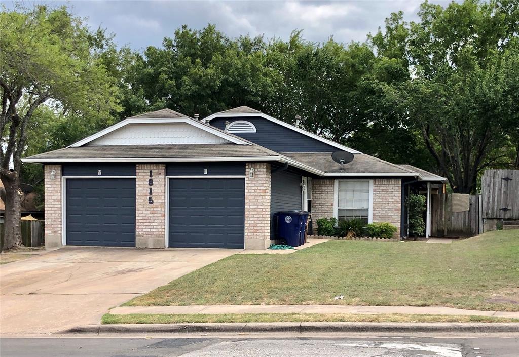 1815 Gracy Farms Ln