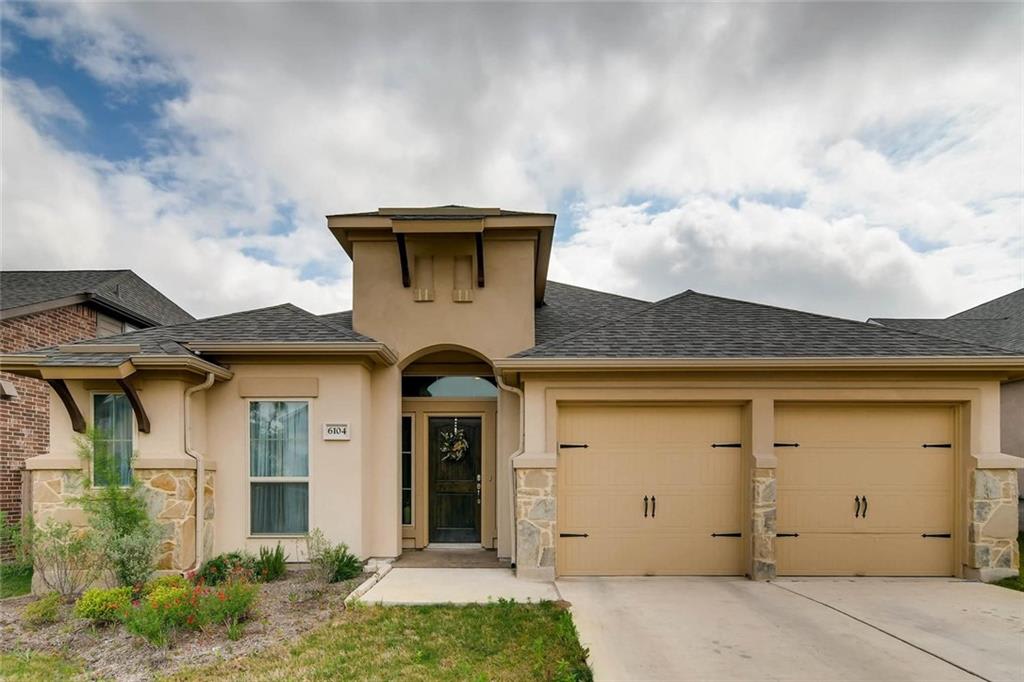 6104 Lake Teravista Way