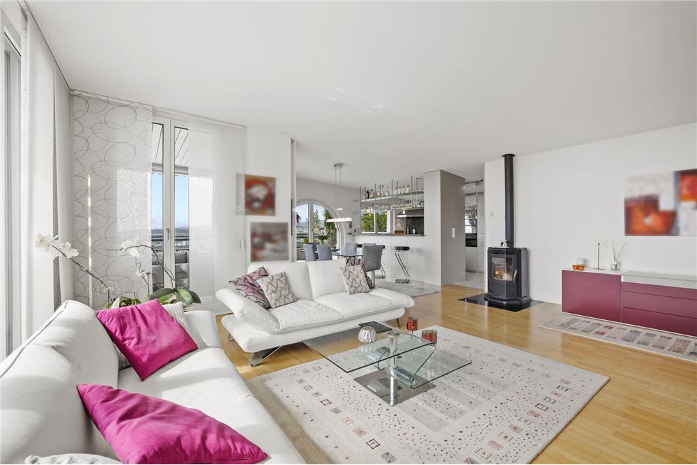 ZUG, SWITZERLAND Toronto Real Estate Penthouse Queen