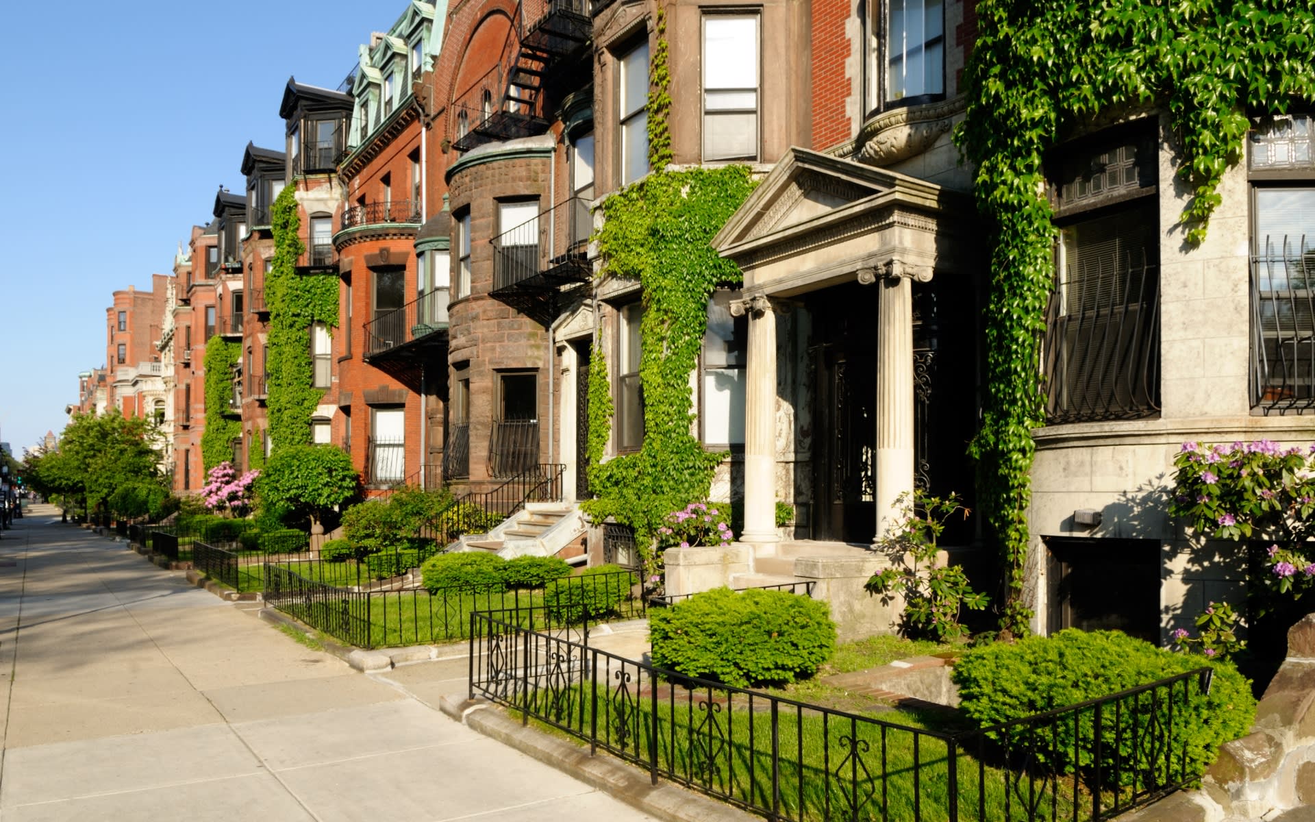 Восточный бостон. Бостон массачусетс жилые районы. Boston houses dataset. Бостон старый город. Boston houses dataset.