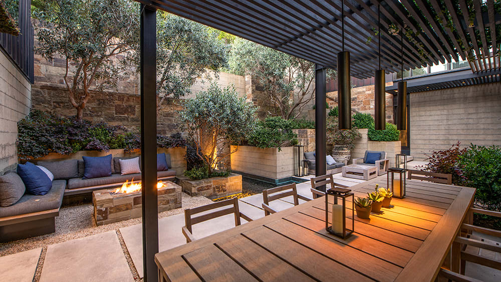 The outdoor dining area and gardens.