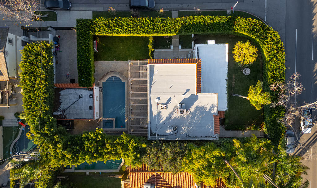 Luxurious Hancock Park Mediterranean