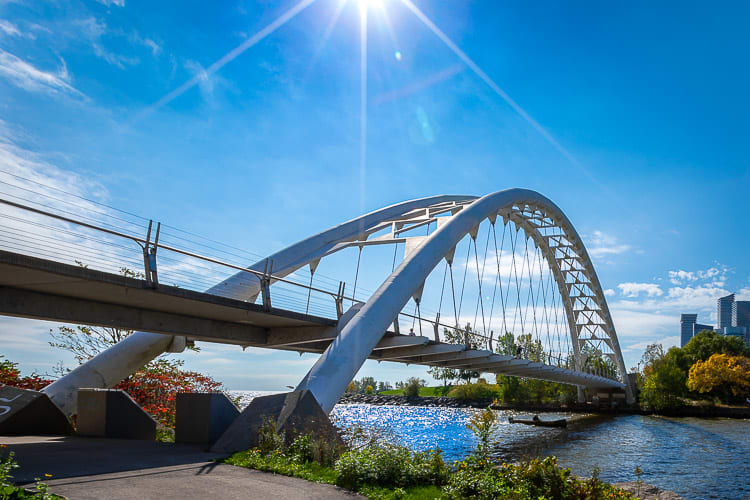 Humber Bay Arch Bridge Exploring Toronto's Iconic Landmark in Humber