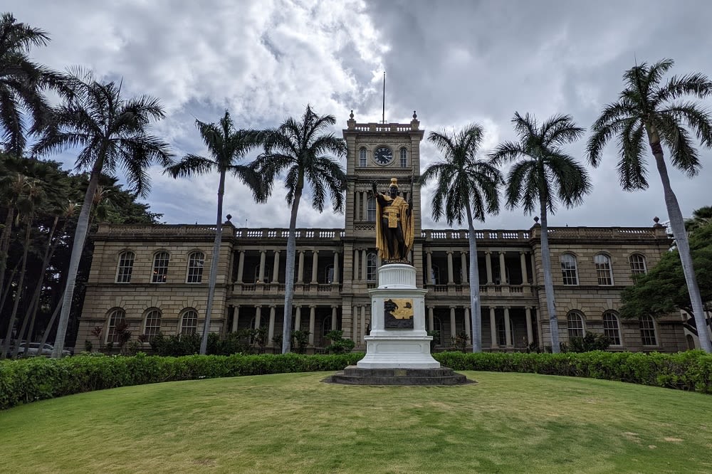 Tour Iolani Palace