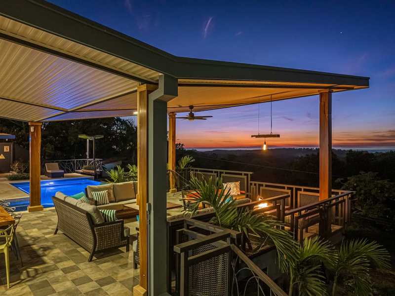 Casa M.K. 5 Bed, Ocean View Home