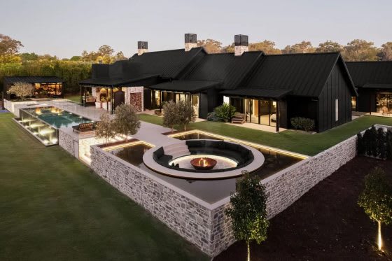 Video of the Week: Stonebrook in Brisbane, Australia