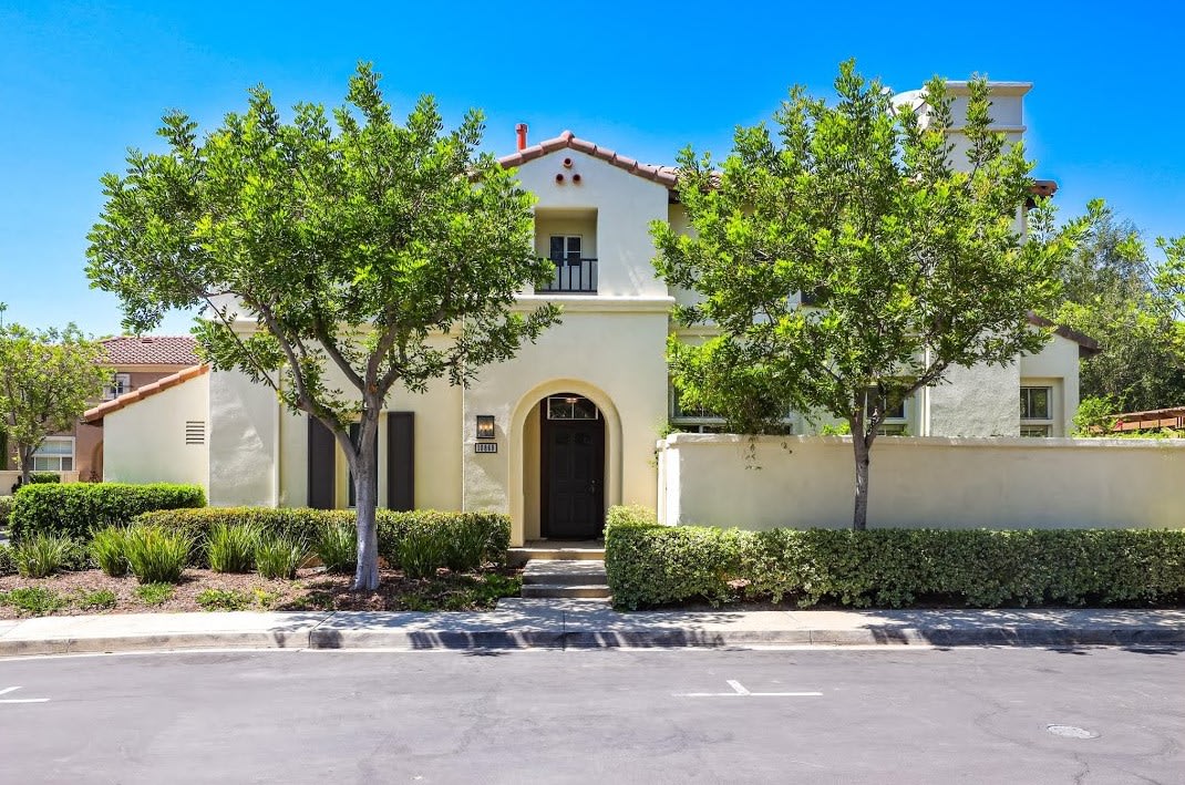 AMAZING 3 BR Home w/Large Private Yard 10869 Dishman Pl Tustin Ranch $1,299,000