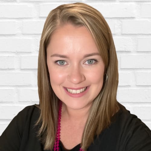 About Lea Anne Henry