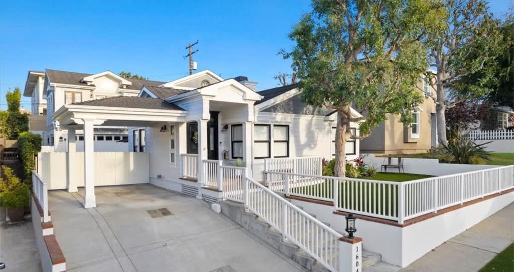 1604 Magnolia Avenue Bathurst Coastal Properties Manhattan Beach