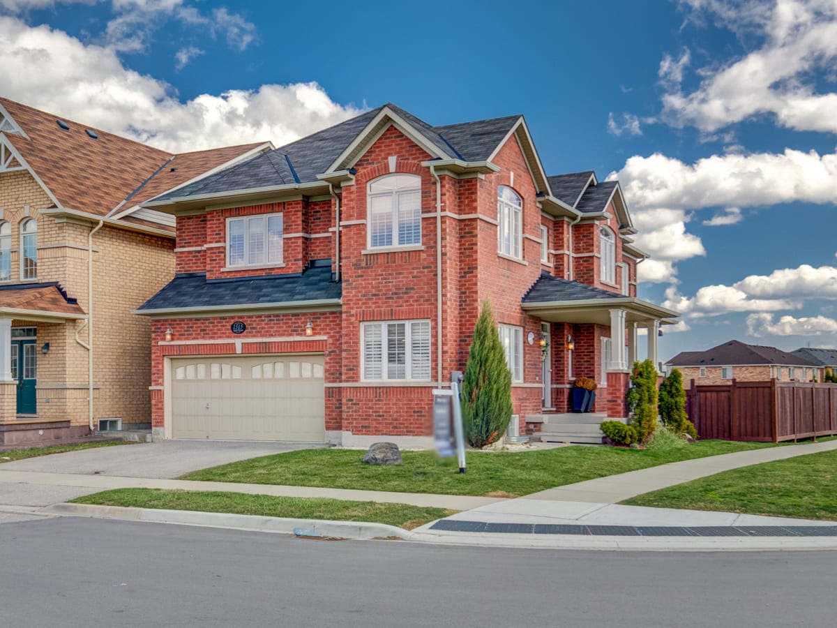 Beautiful Brick Home in Milton