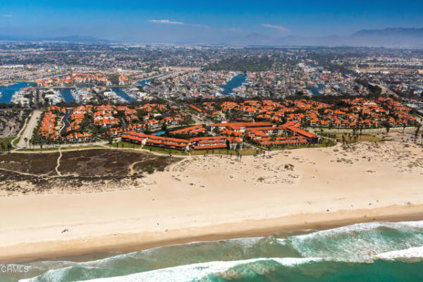 Neighborhood || The Colony | Ann Howarth
