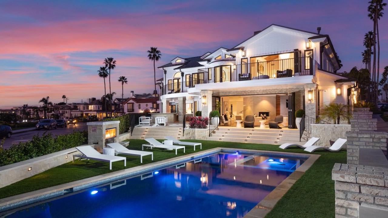 The Island House | 2724 Ocean Blvd, CDM