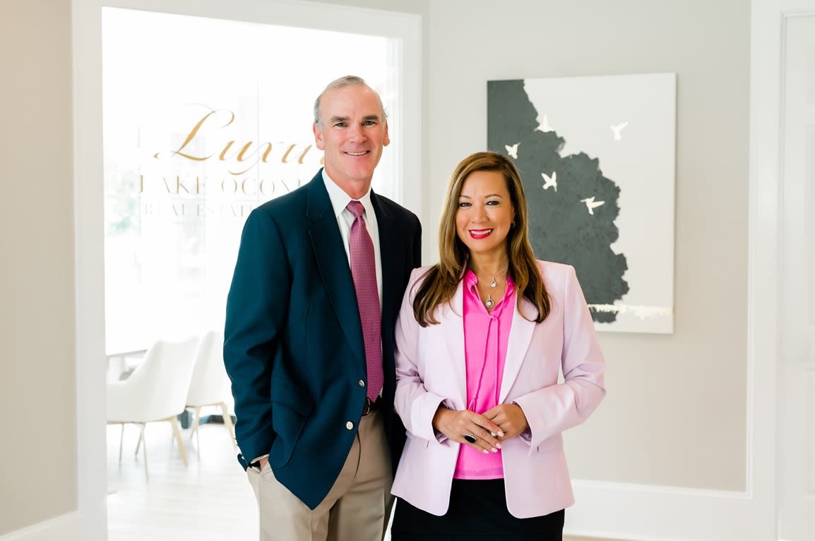 Riezl and Ted Baker, Luxury Lake Oconee Real Estate, Sponsor Heart