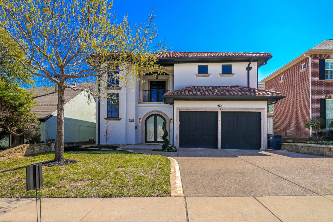 OPEN HOUSE 3/26/2023 1-3pm 3705 W 5th Street Fort Worth, Texas 76107