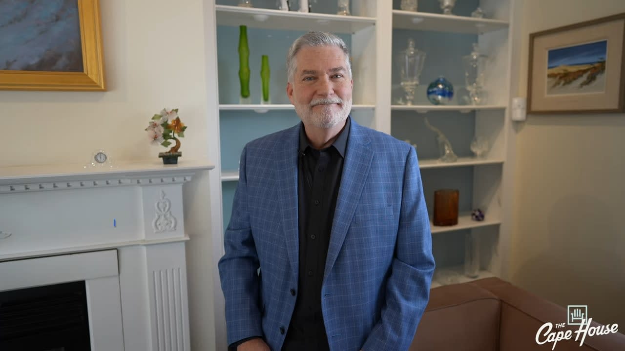 Meet Jeffrey Clonts of The Cape House Team