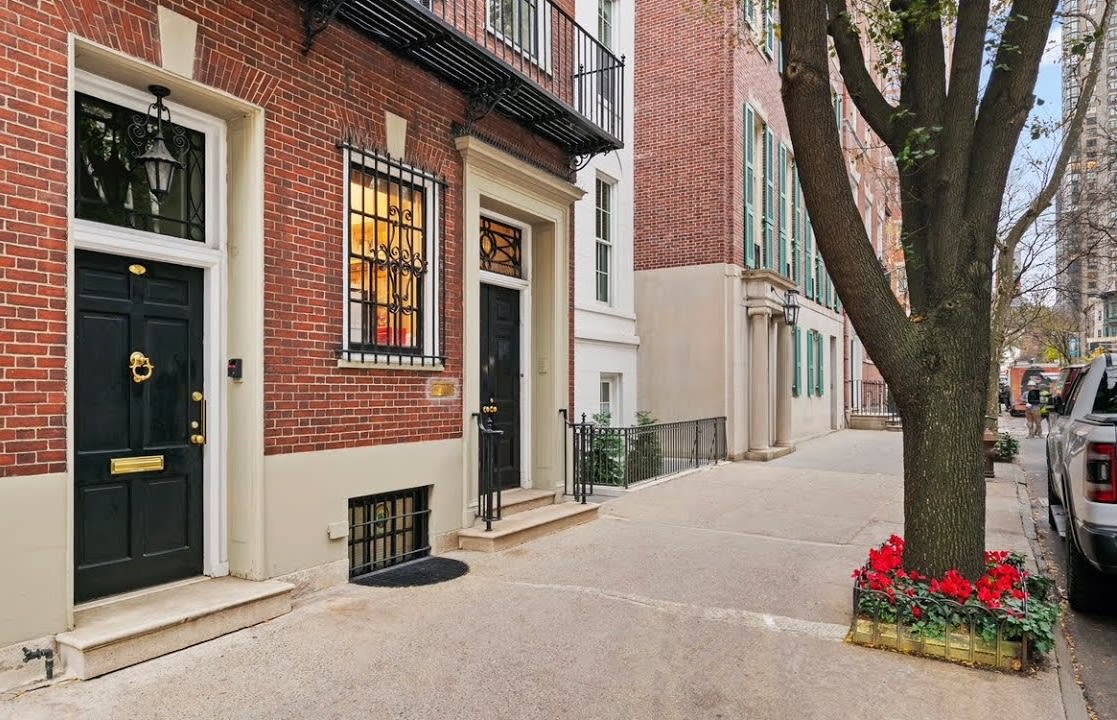 117a East 65th Street NYC Townhouse for rent...